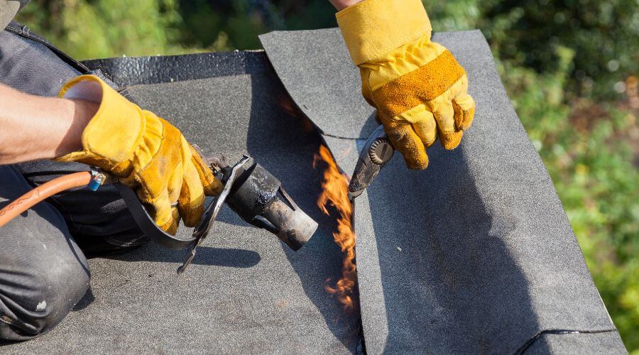 Professional residential roofers in Albany, IN